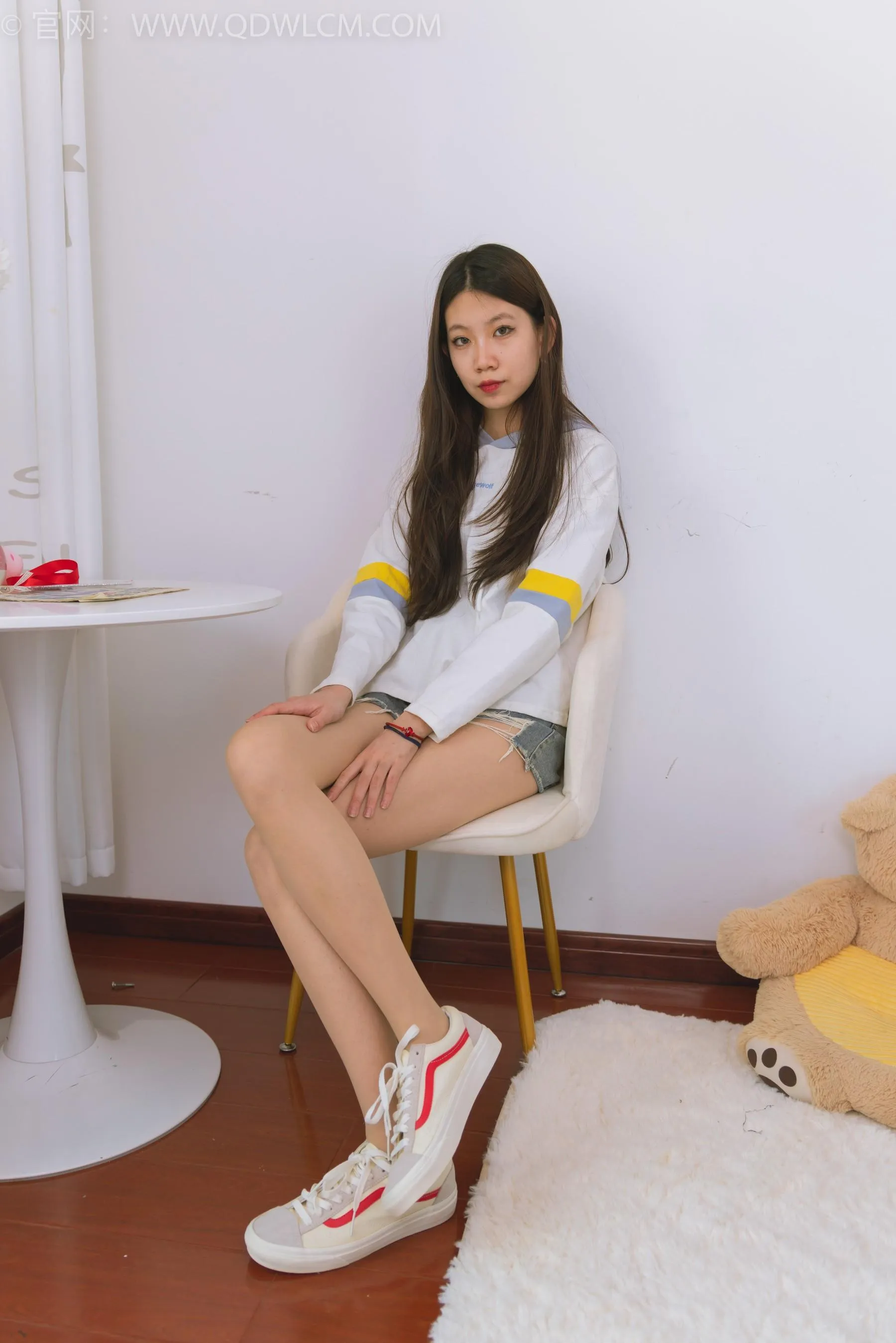 物恋传媒 NO.1511 纤纤-湖边少女 [151P]插图3